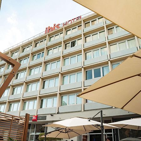 Ibis Alès Centre Ville Esterno foto