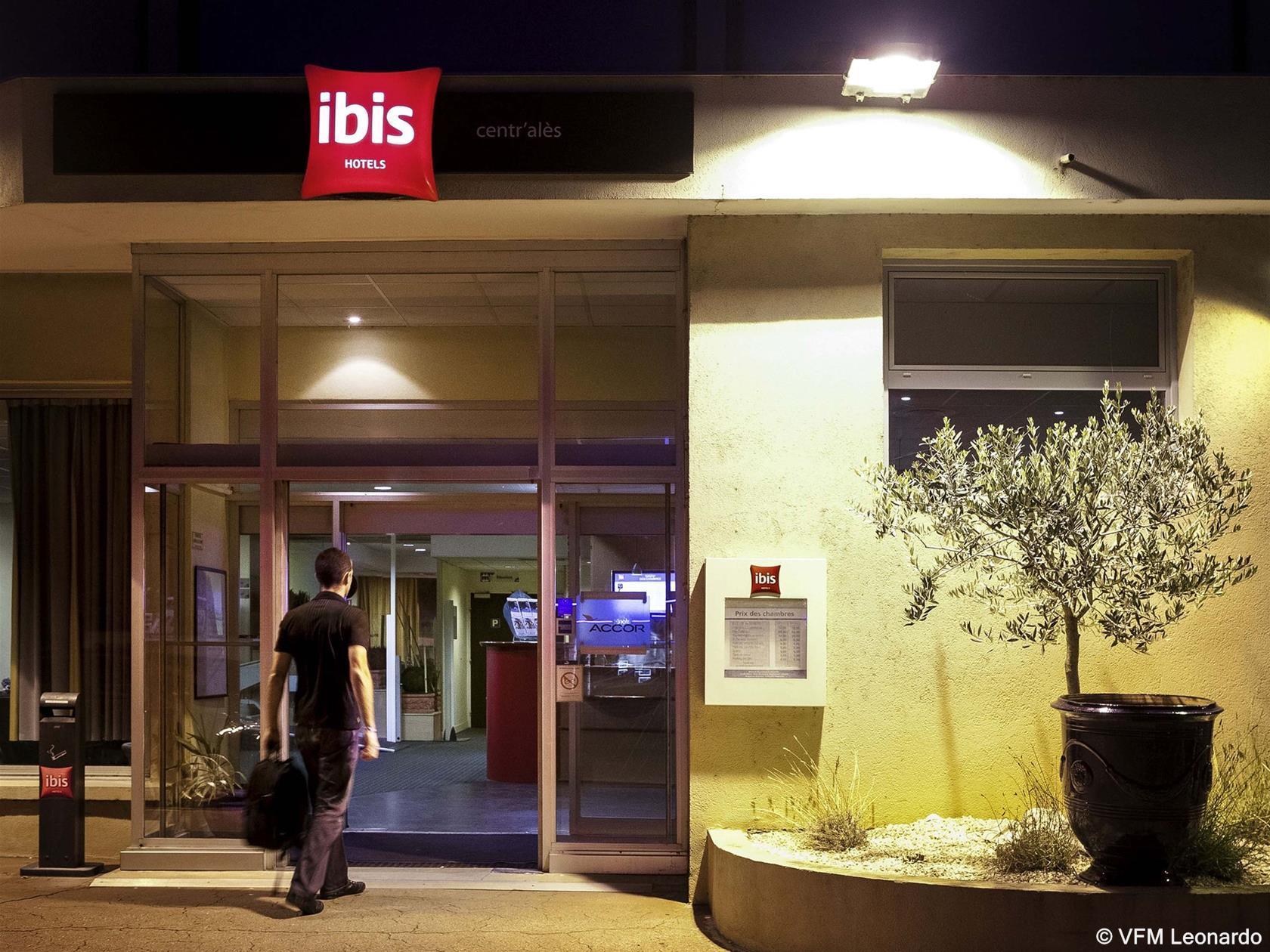 Ibis Alès Centre Ville Esterno foto